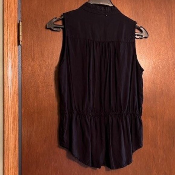Liz Claiborne Women's size small black cross-stitched tank - Picture 2 of 2